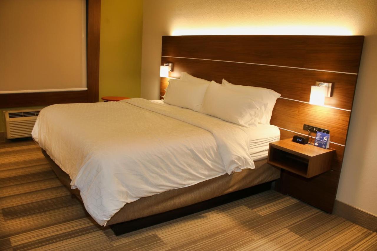 Holiday Inn Express By Ihg Douglas Exteriér fotografie