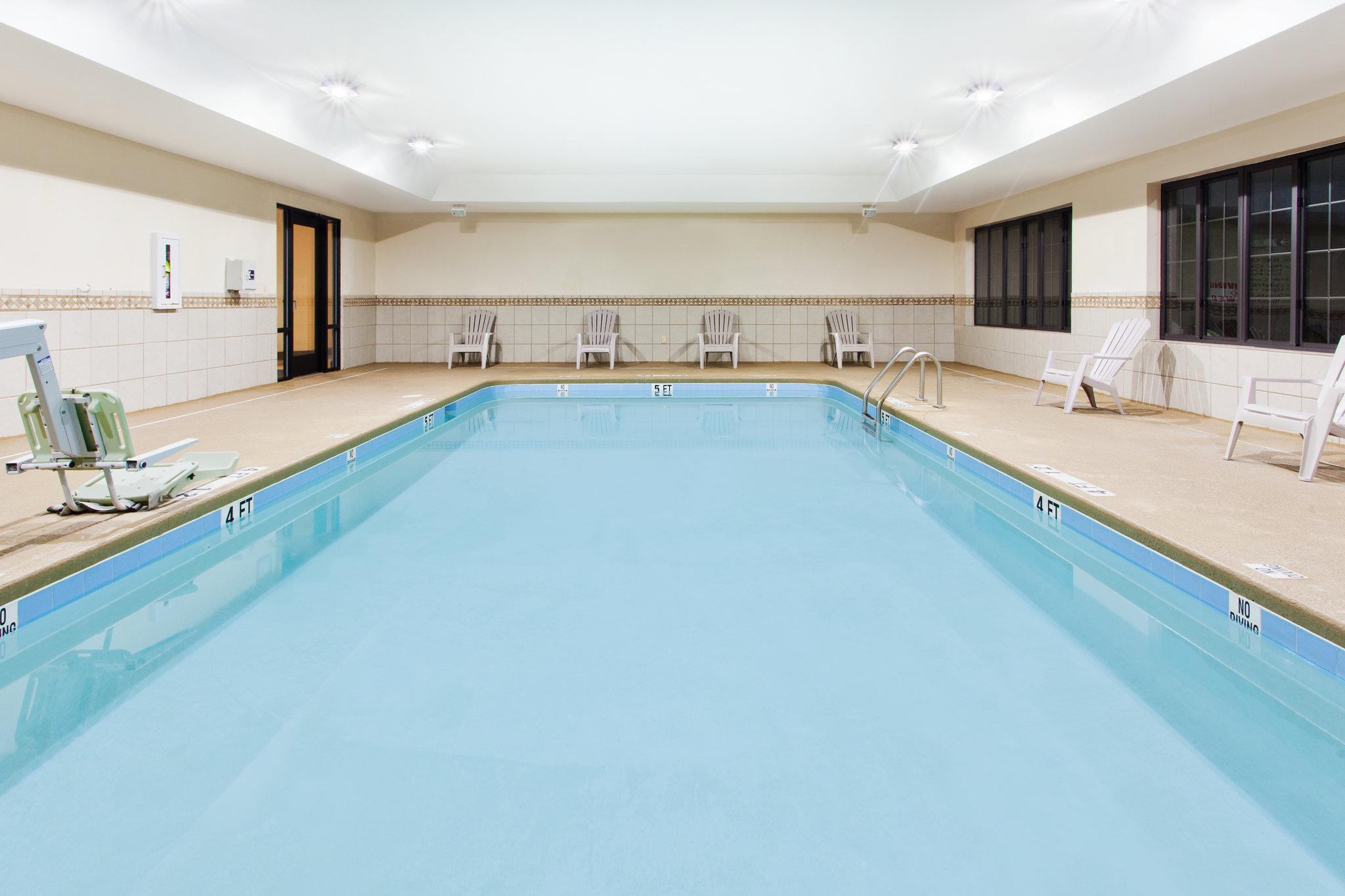 Holiday Inn Express By Ihg Douglas Exteriér fotografie