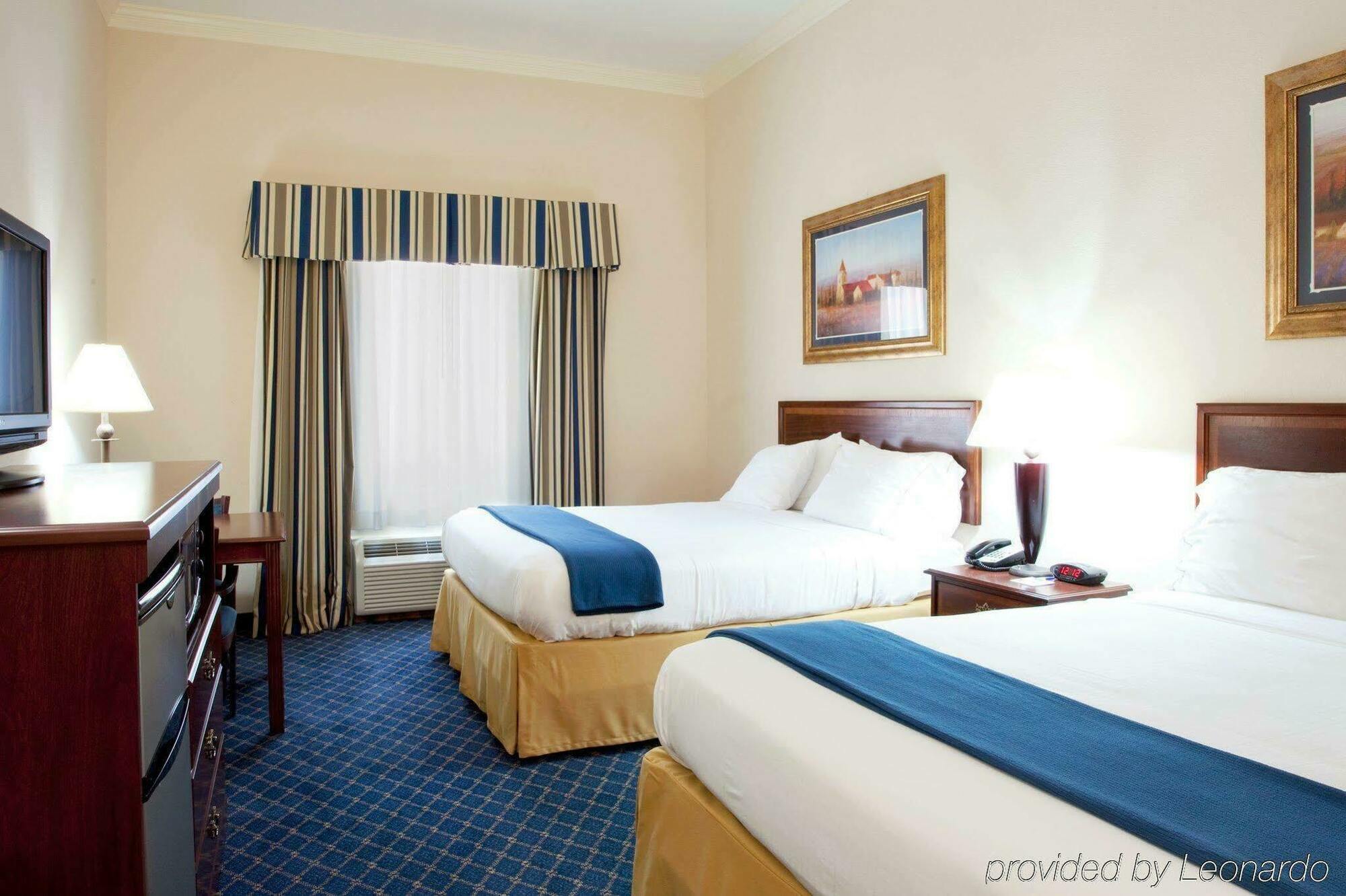 Holiday Inn Express By Ihg Douglas Pokoj fotografie